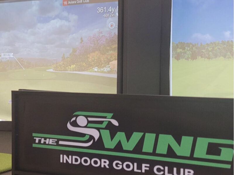 The Swing Indoor Golf Club